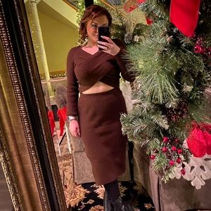 House of Harlow Two Piece Brown Sweater Top and Skirt